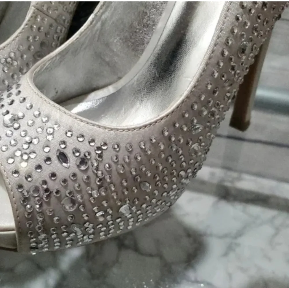 Candie's Rhinestones Embellished Open Toe Sling Back Stilletoes Silver 8.5M